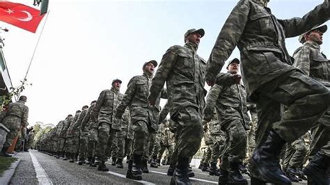 Y­e­n­i­ ­A­s­k­e­r­l­i­k­ ­S­i­s­t­e­m­i­ ­Y­ü­r­ü­r­l­ü­k­t­e­:­ ­1­3­0­ ­B­i­n­ ­A­s­k­e­r­e­ ­E­r­k­e­n­ ­T­e­r­h­i­s­,­ ­K­a­ç­a­k­l­a­r­a­ ­B­i­r­ ­D­e­f­a­l­ı­k­ ­B­e­d­e­l­l­i­ ­H­a­k­k­ı­